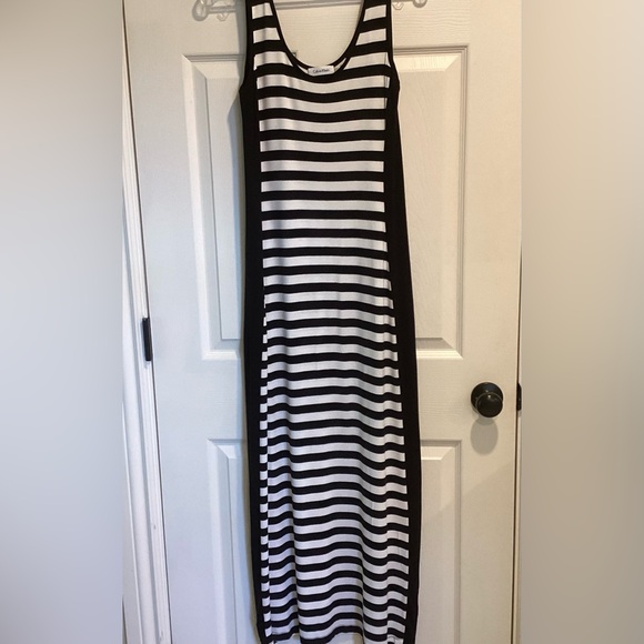 Calvin Klein Black and White Striped Stretch Jersey Maxi Dress, Size 4 - Picture 4 of 13